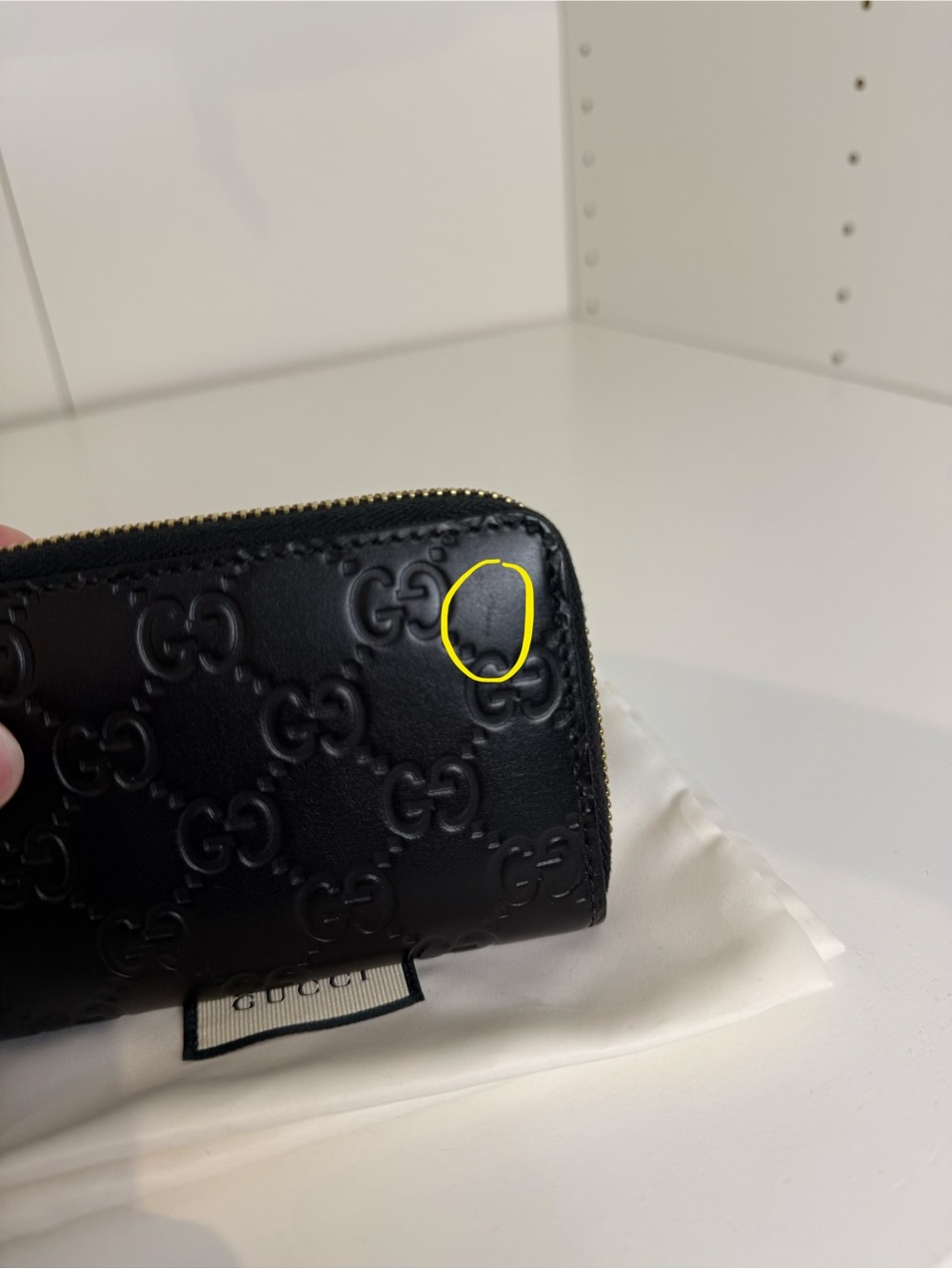 Gucci Zip Wallet - Picture 5 of 7